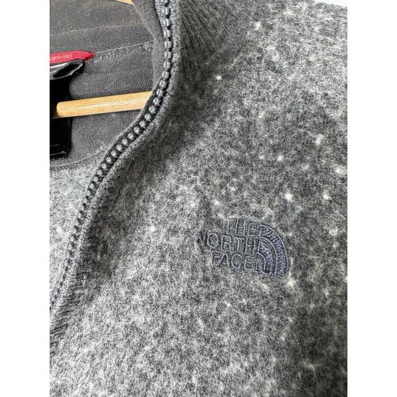 The North Face Pullover Grey Womens SMALL 1/4 Zip Merino Wool Blend Sweater Top - Picture 3 of 8